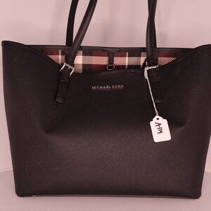 Michael Kors Jet Set Travel Carryall Tote Purse